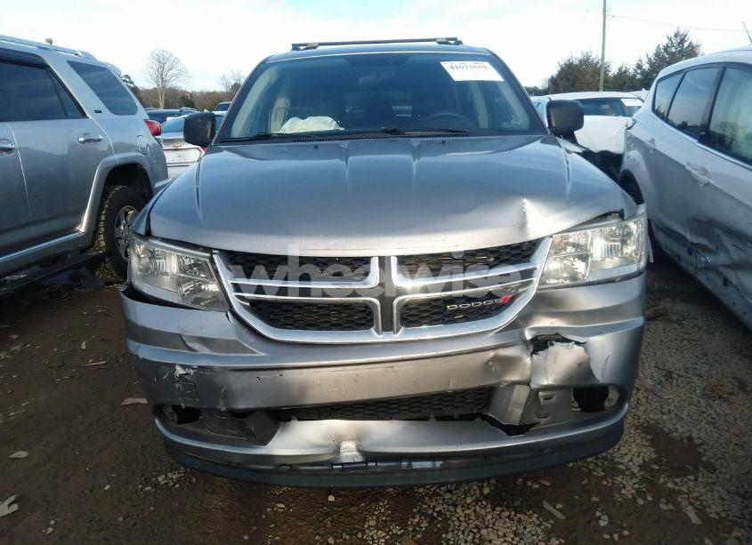 Photo 6 of 2018 Dodge Journey SE (VIN 3C4PDCAB9JT254279)