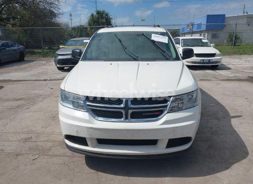 Photo 12 of 2018 Dodge Journey SE (VIN 3C4PDCAB9JT273012)