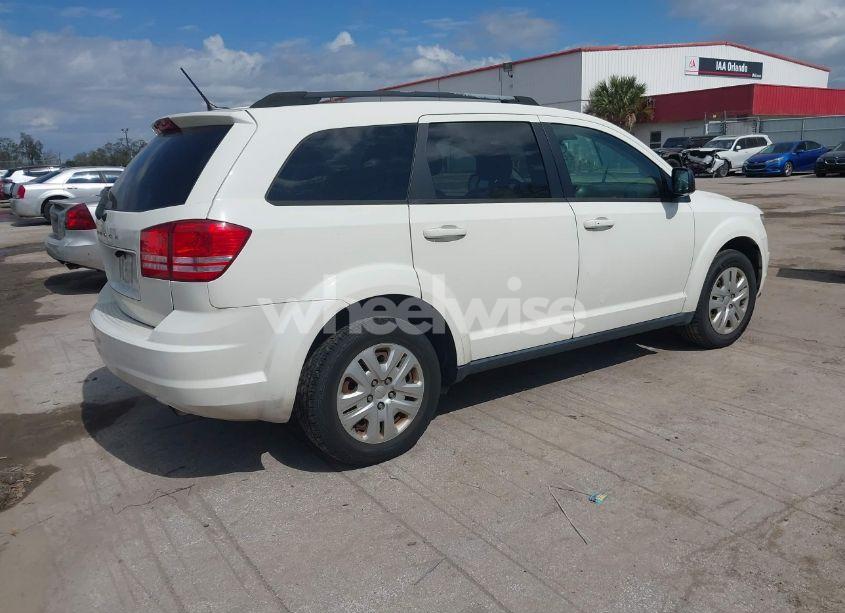 Photo 4 of 2018 Dodge Journey SE (VIN 3C4PDCAB9JT273012)