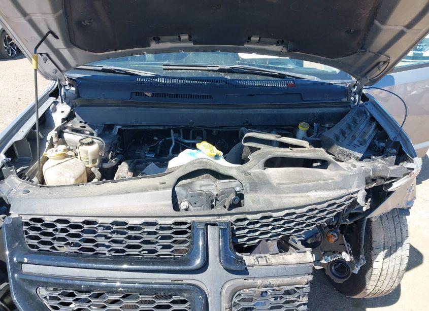 Photo 10 of 2018 Dodge Journey SE (VIN 3C4PDCAB9JT294782)