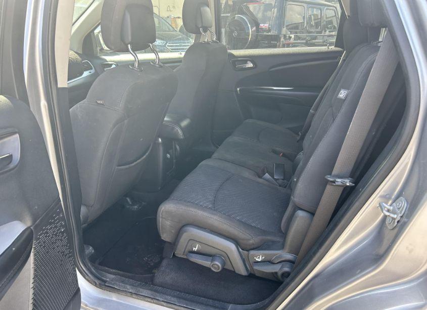 Photo 8 of 2018 Dodge Journey SE (VIN 3C4PDCAB9JT426794)