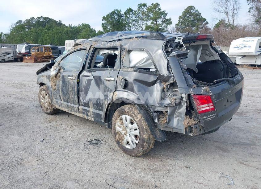 Photo 3 of 2018 Dodge Journey SE (VIN 3C4PDCAB9JT439559)