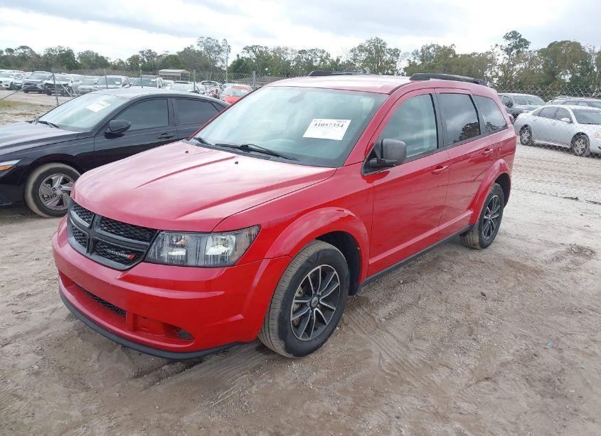 Photo 2 of 2018 Dodge Journey SE (VIN 3C4PDCAB9JT496005)