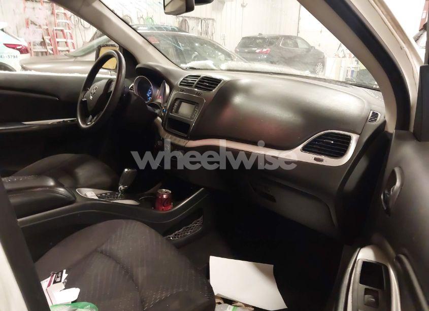 Photo 5 of 2018 Dodge Journey SE (VIN 3C4PDCAB9JT497896)