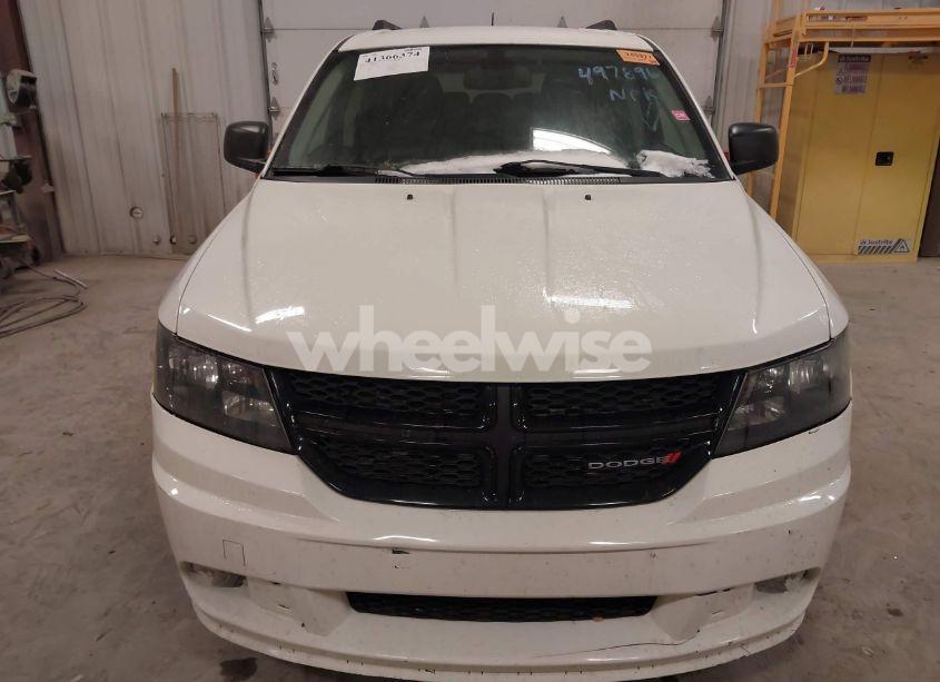 Photo 6 of 2018 Dodge Journey SE (VIN 3C4PDCAB9JT497896)