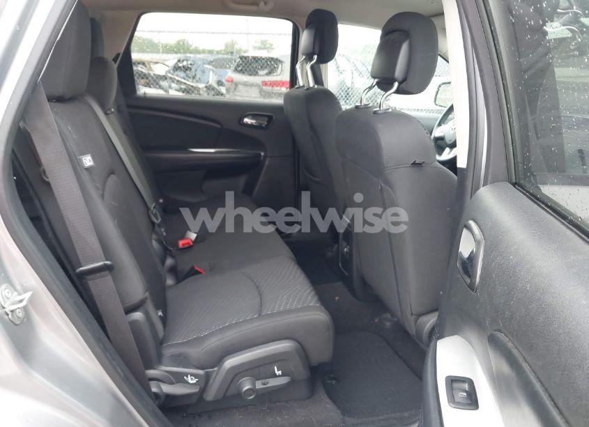 Photo 8 of 2018 Dodge Journey SE (VIN 3C4PDCAB9JT521162)