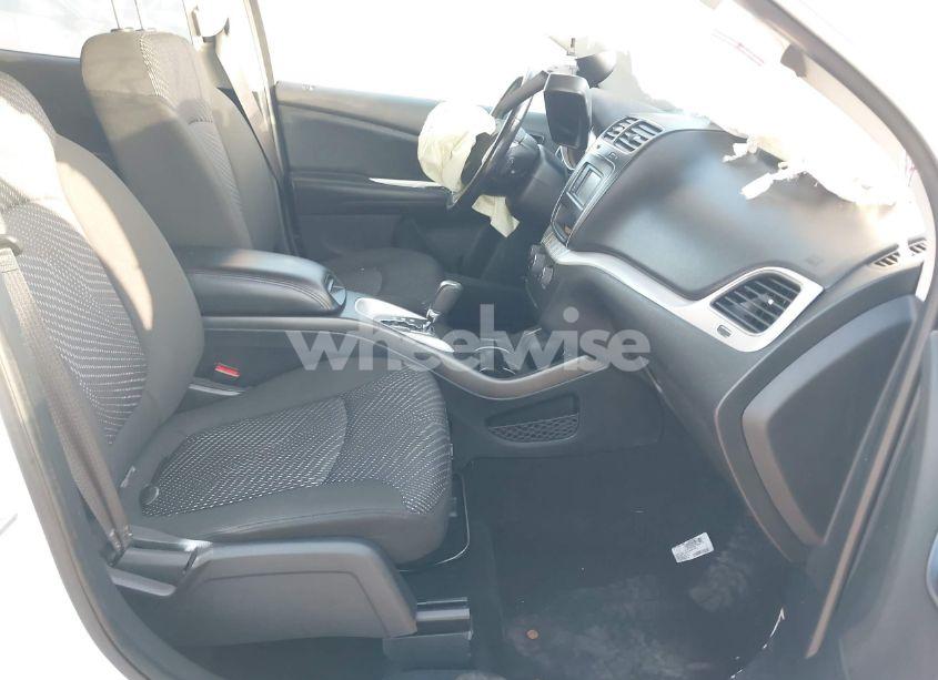 Photo 5 of 2020 Dodge Journey SE VALUE (VIN 3C4PDCAB9LT268055)