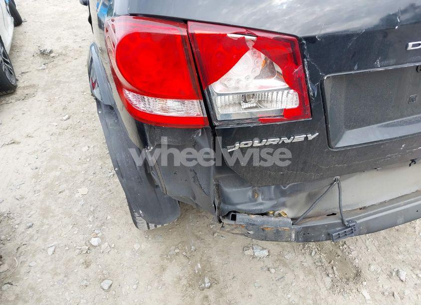 Photo 16 of 2015 Dodge Journey SE (VIN 3C4PDCABXFT632956)