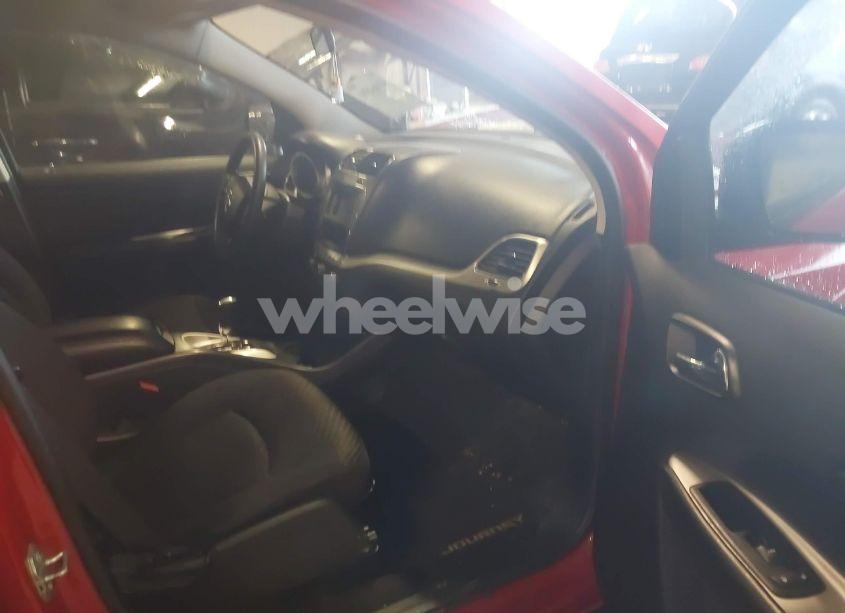 Photo 5 of 2016 Dodge Journey SE (VIN 3C4PDCABXGT104450)