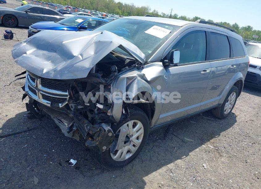 Photo 2 of 2016 Dodge Journey SE (VIN 3C4PDCABXGT114119)