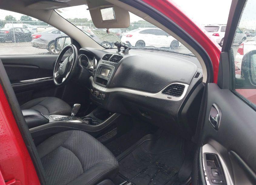 Photo 8 of 2016 Dodge Journey SE (VIN 3C4PDCABXGT154281)