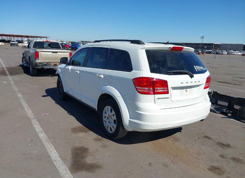 Photo 3 of 2017 Dodge Journey SE (VIN 3C4PDCABXHT505093)