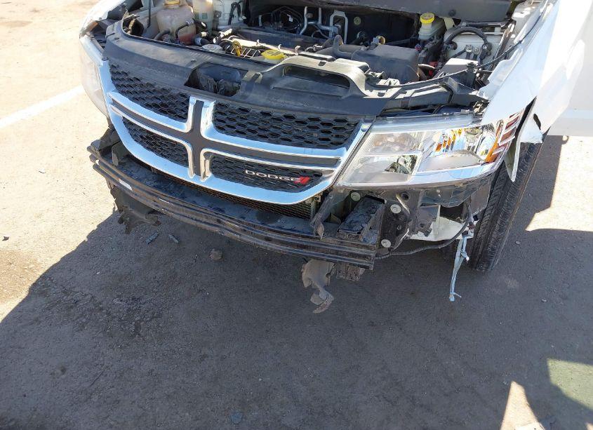 Photo 6 of 2017 Dodge Journey SE (VIN 3C4PDCABXHT505093)