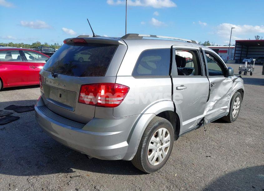 Photo 4 of 2017 Dodge Journey SE (VIN 3C4PDCABXHT564015)