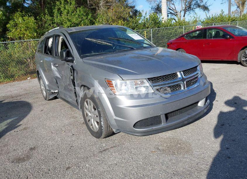 Photo 6 of 2017 Dodge Journey SE (VIN 3C4PDCABXHT564015)