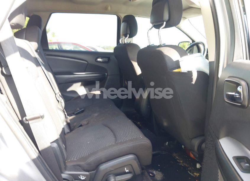 Photo 8 of 2017 Dodge Journey SE (VIN 3C4PDCABXHT564015)