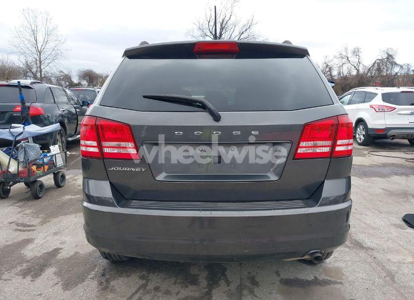 Photo 16 of 2017 Dodge Journey SE (VIN 3C4PDCABXHT565813)