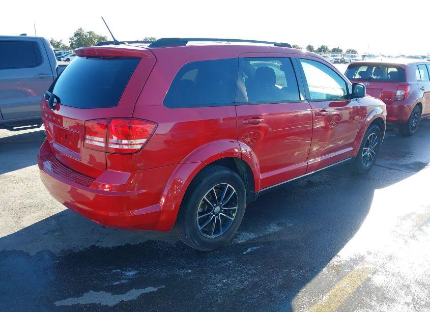 Photo 4 of 2017 Dodge Journey SE (VIN 3C4PDCABXHT581204)