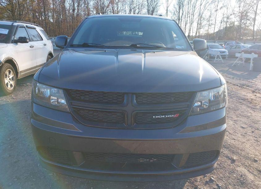Photo 12 of 2017 Dodge Journey SE (VIN 3C4PDCABXHT582028)