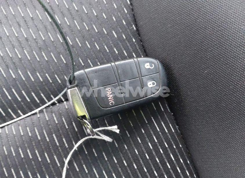 Photo 11 of 2017 Dodge Journey SE (VIN 3C4PDCABXHT638355)