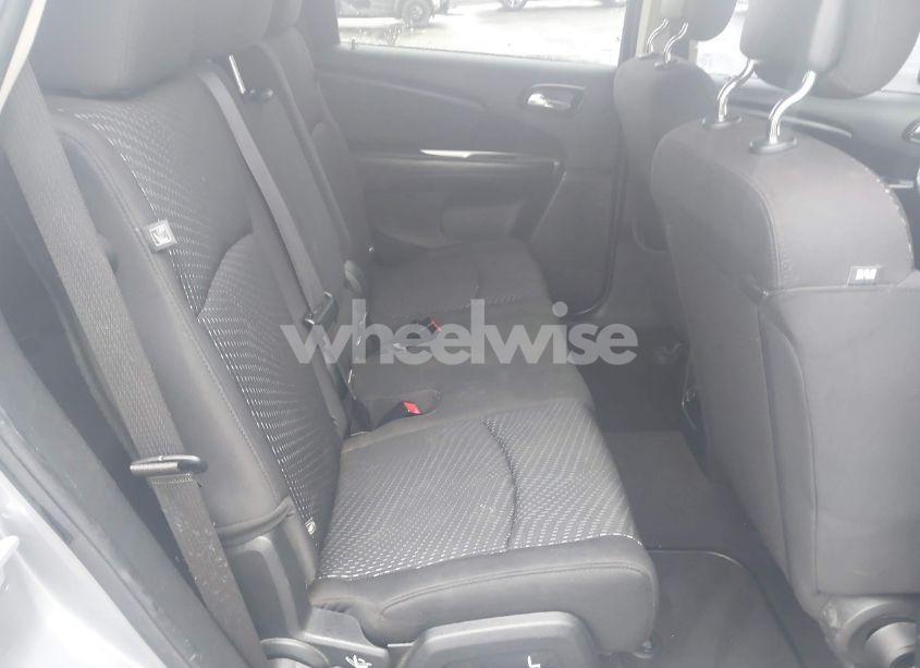 Photo 8 of 2017 Dodge Journey SE (VIN 3C4PDCABXHT638355)