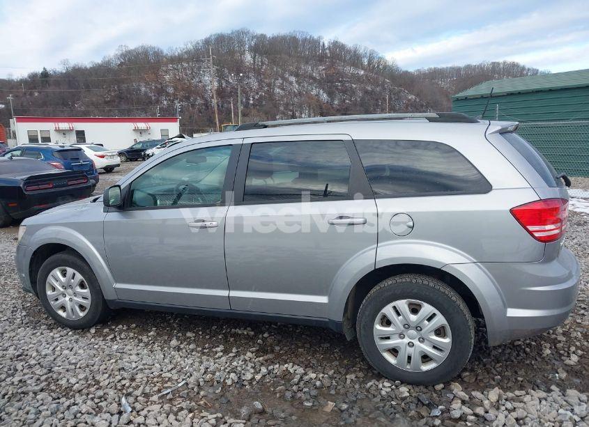 Photo 14 of 2017 Dodge Journey SE (VIN 3C4PDCABXHT662106)