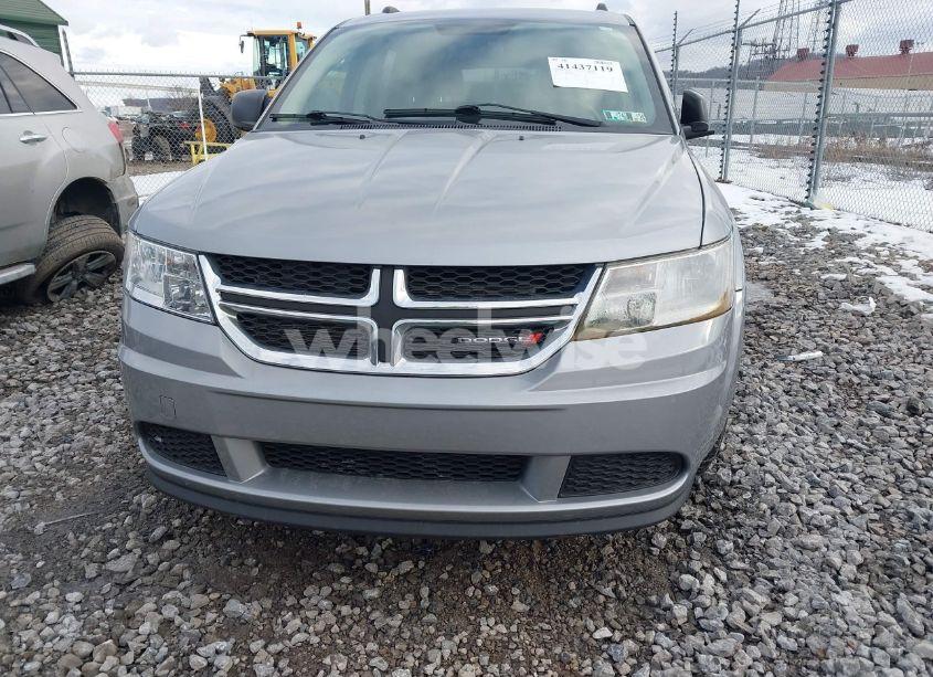 Photo 6 of 2017 Dodge Journey SE (VIN 3C4PDCABXHT662106)