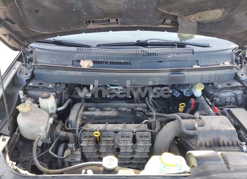 Photo 10 of 2017 Dodge Journey SE (VIN 3C4PDCABXHT694716)