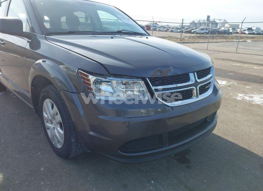 Photo 6 of 2017 Dodge Journey SE (VIN 3C4PDCABXHT694716)