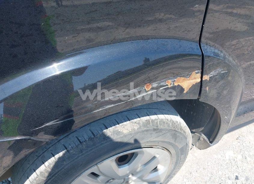 Photo 6 of 2018 Dodge Journey SE (VIN 3C4PDCABXJT242898)