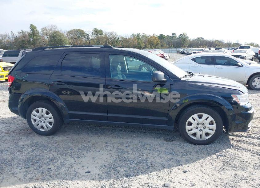 Photo 13 of 2018 Dodge Journey SE (VIN 3C4PDCABXJT445662)