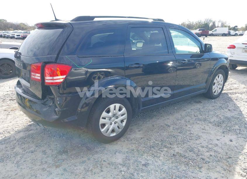 Photo 4 of 2018 Dodge Journey SE (VIN 3C4PDCABXJT445662)