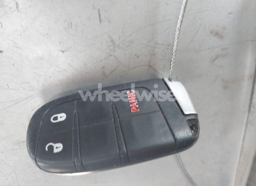 Photo 11 of 2018 Dodge Journey SE (VIN 3C4PDCABXJT448545)