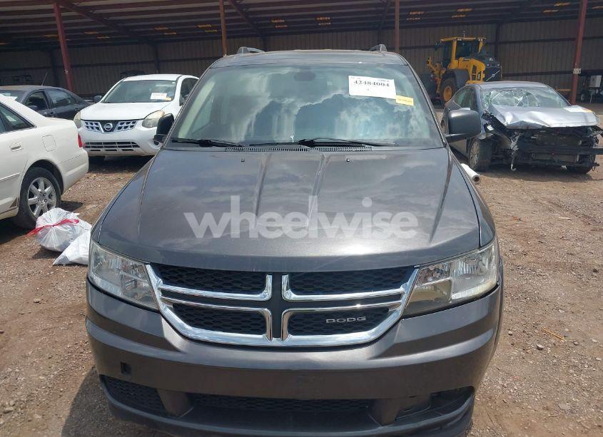 Photo 6 of 2018 Dodge Journey SE (VIN 3C4PDCABXJT448545)