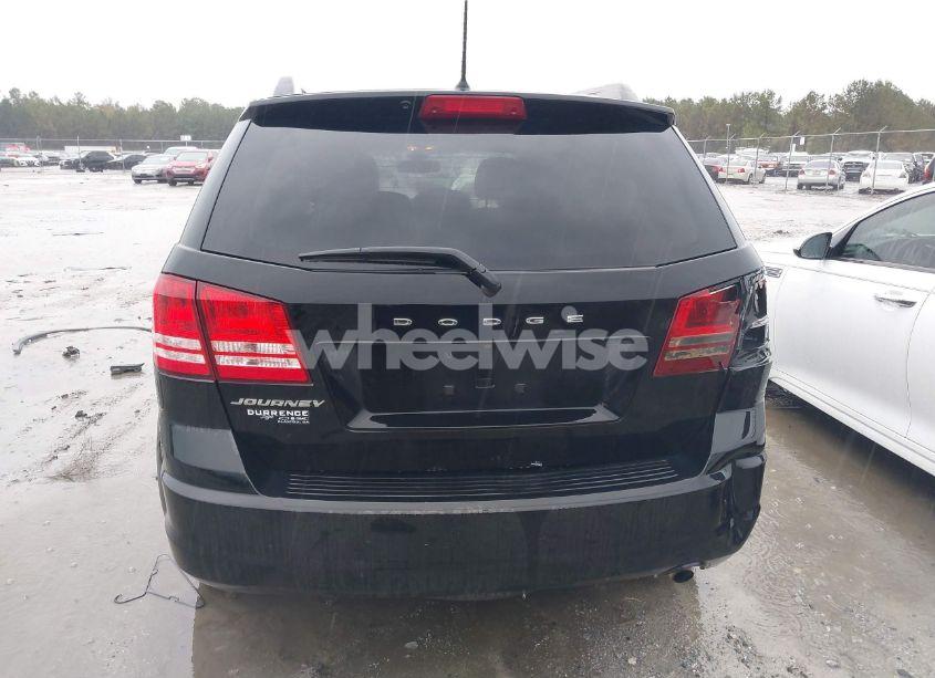 Photo 16 of 2018 Dodge Journey SE (VIN 3C4PDCABXJT449095)