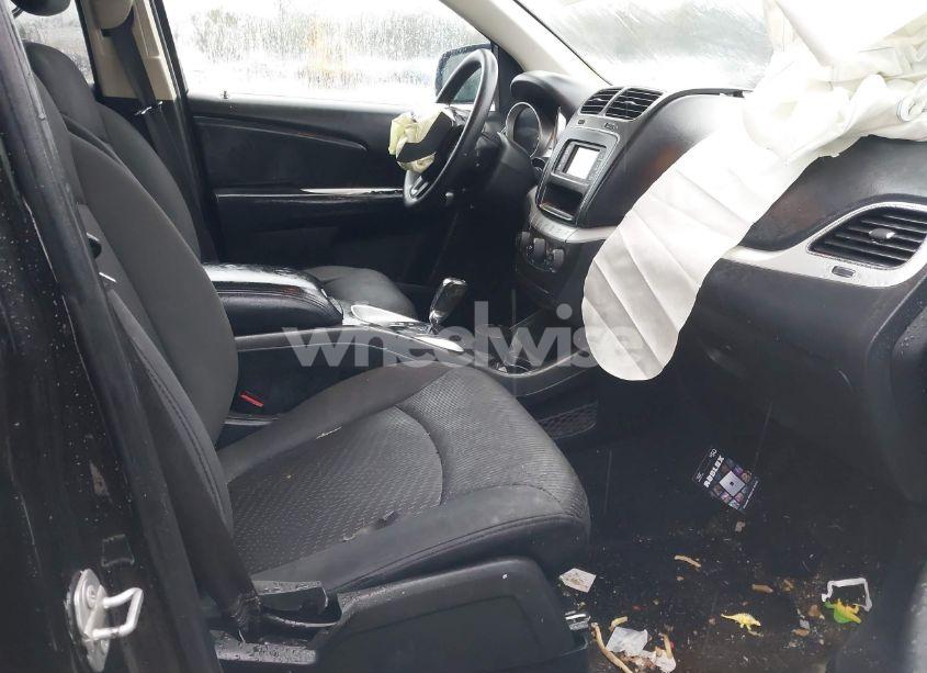 Photo 5 of 2018 Dodge Journey SE (VIN 3C4PDCABXJT449095)