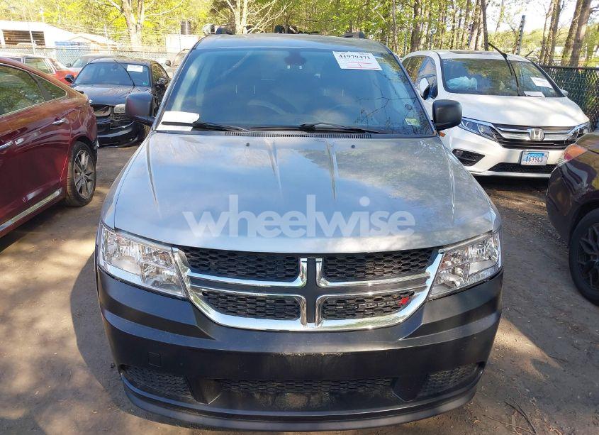 Photo 12 of 2018 Dodge Journey SE (VIN 3C4PDCABXJT498717)