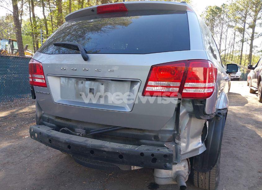 Photo 6 of 2018 Dodge Journey SE (VIN 3C4PDCABXJT498717)