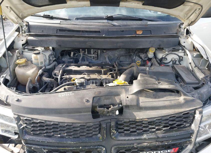 Photo 10 of 2018 Dodge Journey SE (VIN 3C4PDCABXJT509733)