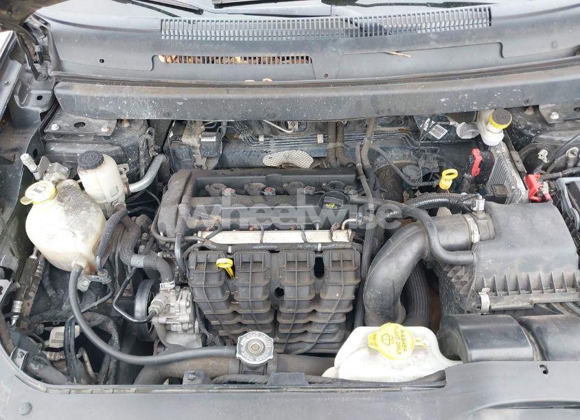 Photo 10 of 2018 Dodge Journey SE (VIN 3C4PDCABXJT519050)