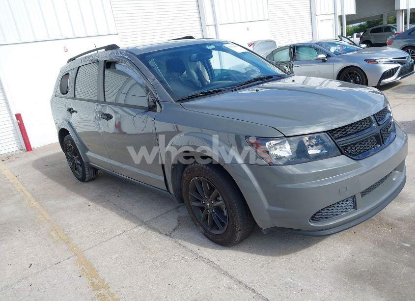 2020 Dodge Journey SE VALUE (VIN 3C4PDCABXLT202128) main photo