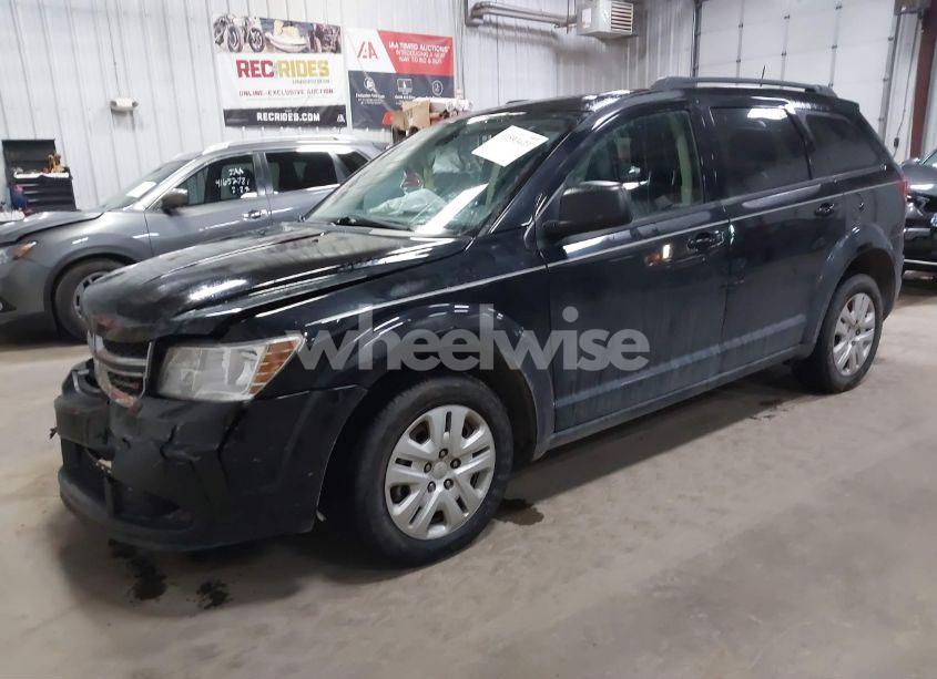 Photo 2 of 2020 Dodge Journey SE VALUE (VIN 3C4PDCABXLT250714)