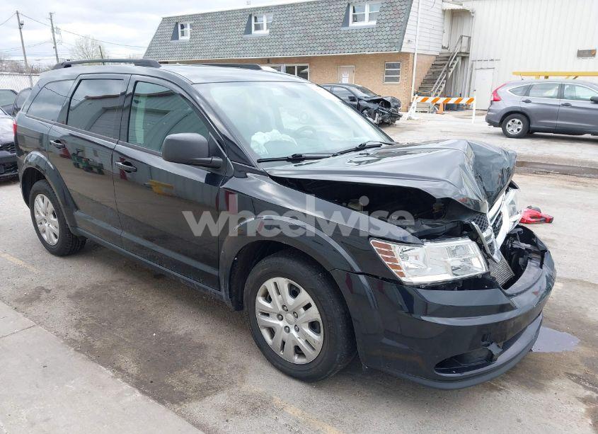 2020 Dodge Journey SE VALUE (VIN 3C4PDCABXLT274611) main photo