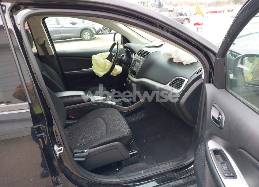 Photo 5 of 2020 Dodge Journey SE VALUE (VIN 3C4PDCABXLT274611)