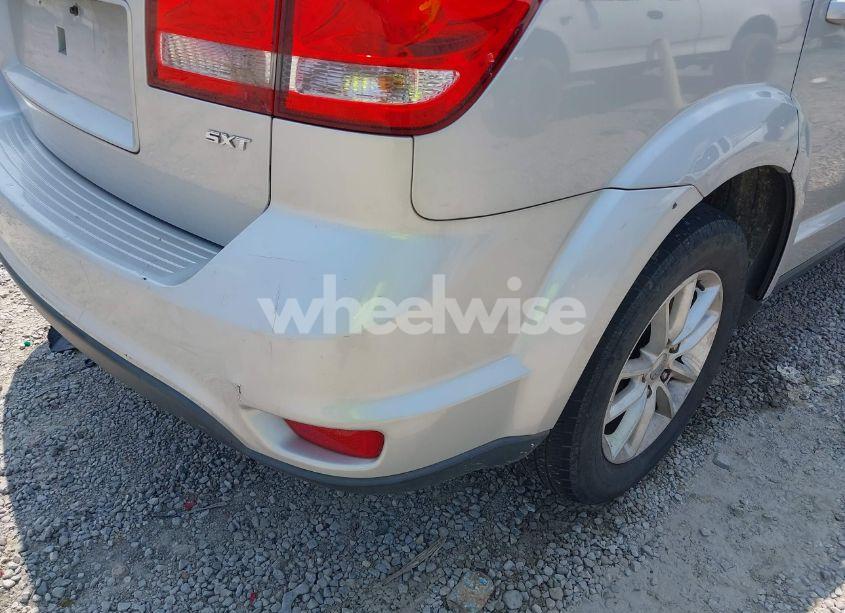 Photo 6 of 2014 Dodge Journey SXT (VIN 3C4PDCBB0ET133029)