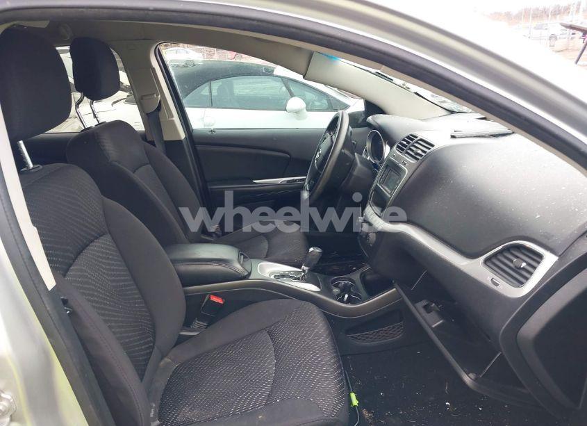 Photo 5 of 2014 Dodge Journey SXT (VIN 3C4PDCBB0ET166032)