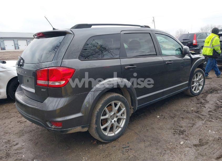 Photo 4 of 2014 Dodge Journey SXT (VIN 3C4PDCBB0ET186412)