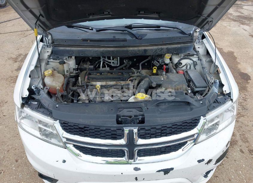 Photo 10 of 2015 Dodge Journey SXT (VIN 3C4PDCBB0FT618532)