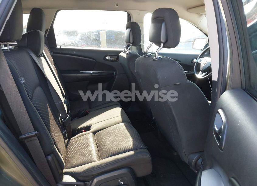 Photo 8 of 2016 Dodge Journey SXT (VIN 3C4PDCBB0GT174165)