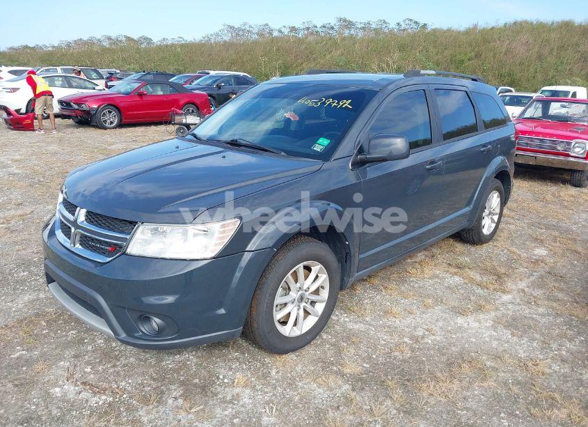 Photo 2 of 2018 Dodge Journey SXT (VIN 3C4PDCBB0JT184282)